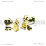 Orecchini Fiore Martellato con Perla in metallo gold plated 22x16mm