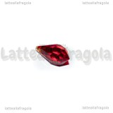 Goccia Lacrima di Vampiro in vetro sfaccettato rosso 13x6.5mm