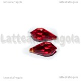 Goccia Lacrima di Vampiro in vetro sfaccettato rosso 13x6.5mm