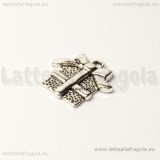 Charm Pacco Regalo in metallo argento antico 15x16mm