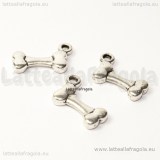 Charm Osso 3D in metallo argentato 17x11mm