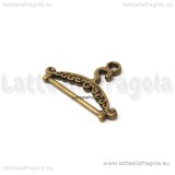 Charm gruccia double-face in metallo color bronzo 24x17mm