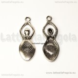 Ciondolo Dea Madre in metallo argento antico 39x13mm