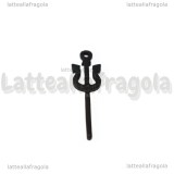 Ciondolo Tridente in metallo smaltato nero 29x8mm