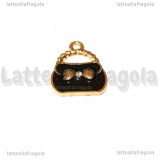 Charm Borsa in metallo dorato smaltato nero con strass 20x16mm