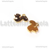 Charm Scoiattolo in metallo dorato smaltato 14x13mm