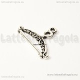 Charm gruccia double-face in metallo argento antico 24x17mm