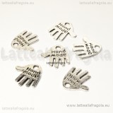 Charm Mano Handmade in metallo argento antico 13x12mm