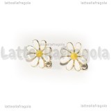 Orecchini Margherita in metallo smaltato gold plated 17x14mm