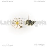Orecchini Margherita in metallo smaltato gold plated 17x14mm