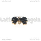 Connettore Fiocco in metallo gold plated smaltato nero 15x9mm