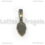 Portapendente Foglia da incollare in metallo color bronzo 26x9mm
