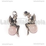 Ciondolo Fatina su Quarzo Rosa 3D in ottone argentato 25x12mm