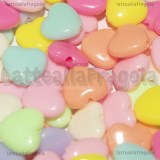 30 Cuoricini in acrilico colori misti con foro passante 12x11mm