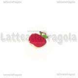 Charm Mela in metallo dorato smaltato 15x12mm