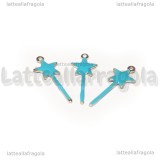 Charm Bacchetta Magica in rame dorato smaltato azzurro 20x8mm