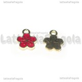 Charm Fiore in metallo dorato smaltato rosso 11x9mm