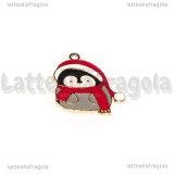 Ciondolo Pinguino Natalizio in metallo dorato smaltato 28.5x24mm