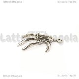 Charm Mano scheletrica in metallo argento antico 32x18mm