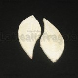 Coppia Ciondoli Foglie in Alcantara Bianco 44x16mm 